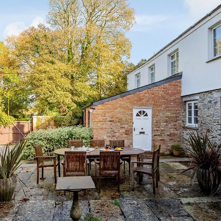 4 Bed In Truro 75546 Ladock