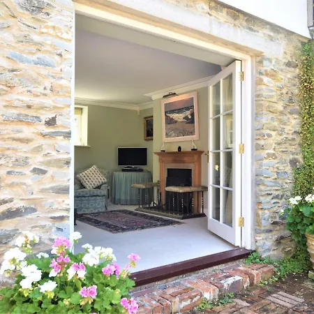 Holiday home 4 Bed In Truro 75546 *