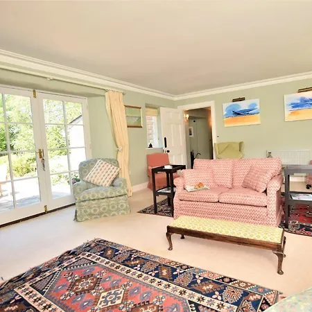 4 Bed In Truro 75546 Holiday home