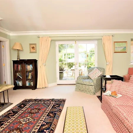 4 Bed In Truro 75546